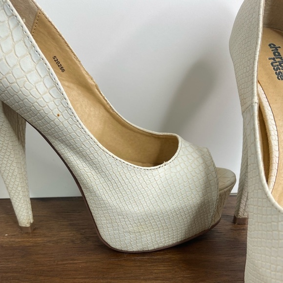 Charlotte Russe Beige Reptile Print Peep Toe Pumps - Picture 4 of 11